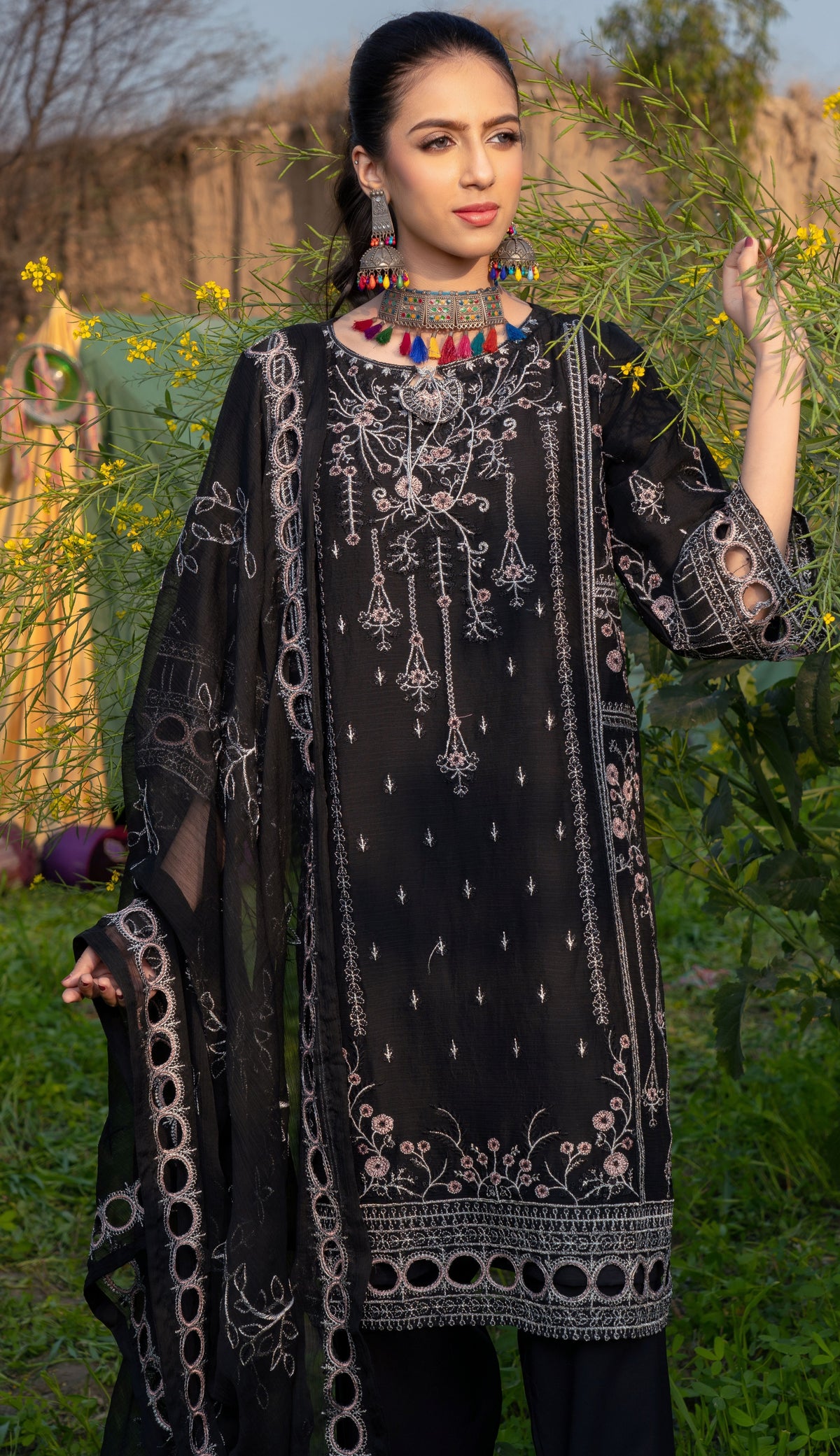 RANG-E-FALAK by Saimb - Stitched Embroidered 3PC Crinkle Chiffon