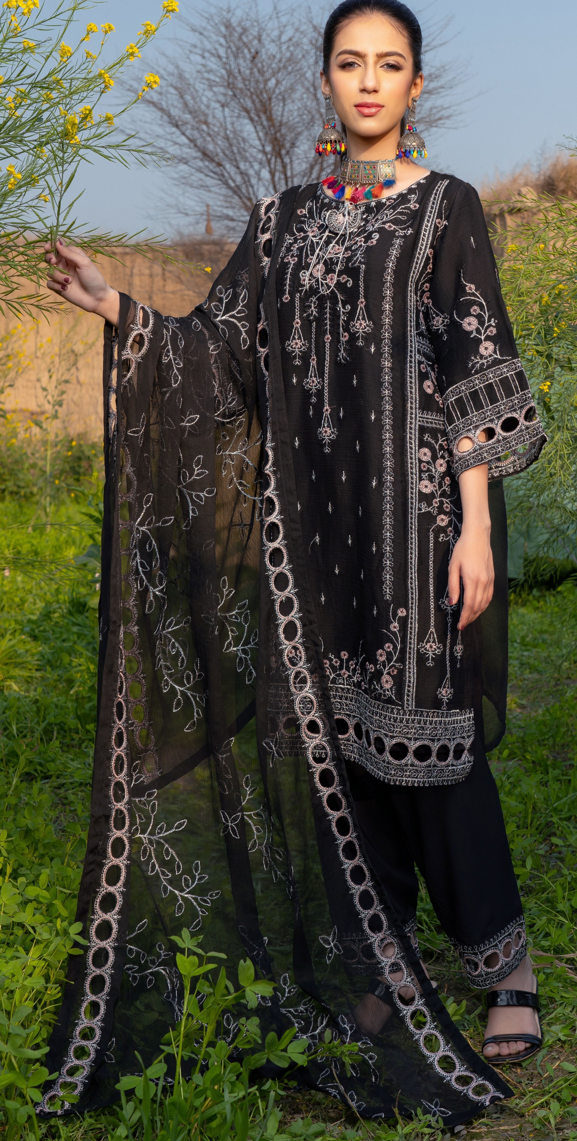 RANG-E-FALAK by Saimb - Stitched Embroidered 3PC Crinkle Chiffon