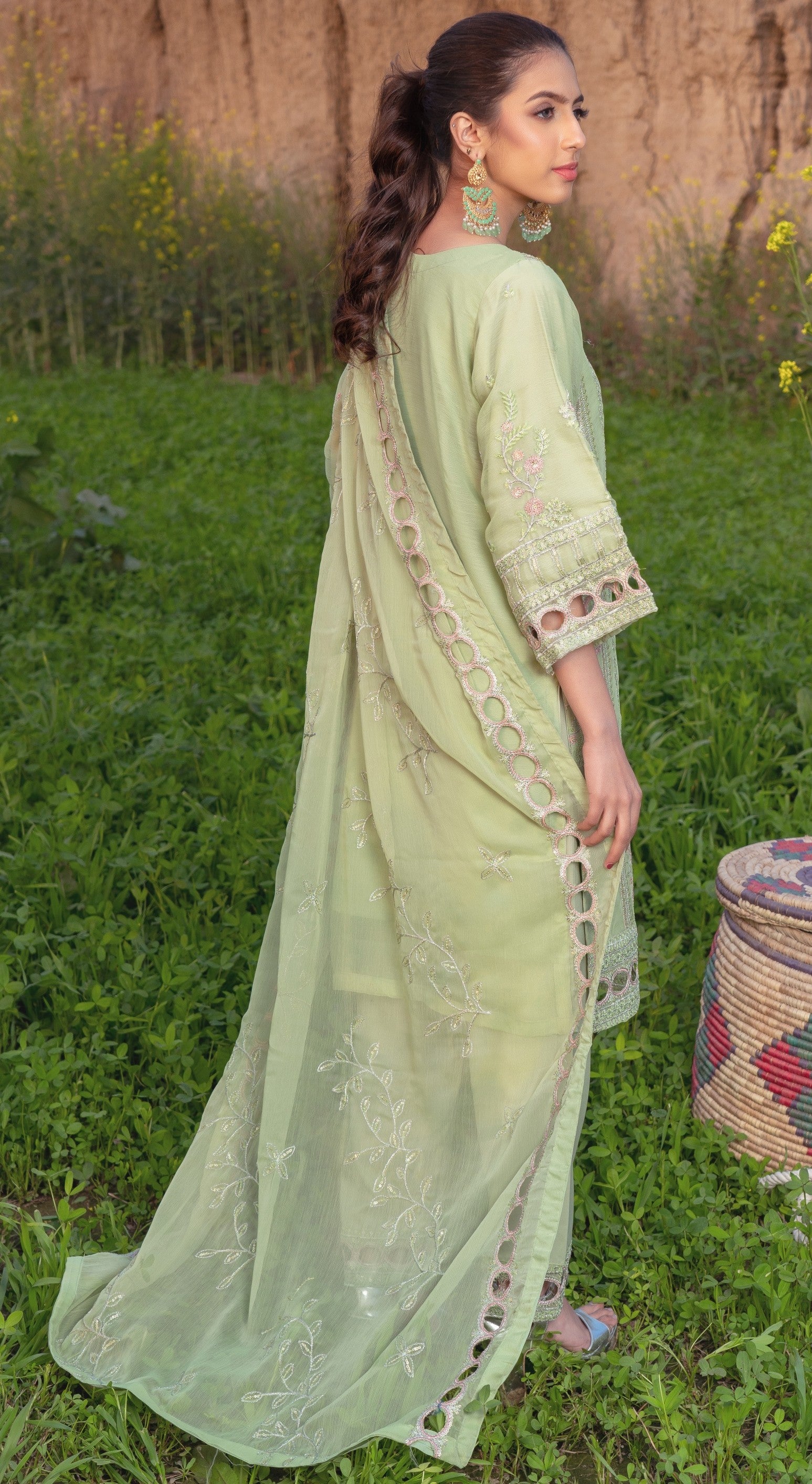 RANG-E-FALAK by Saimb - Stitched Embroidered 3PC Crinkle Chiffon